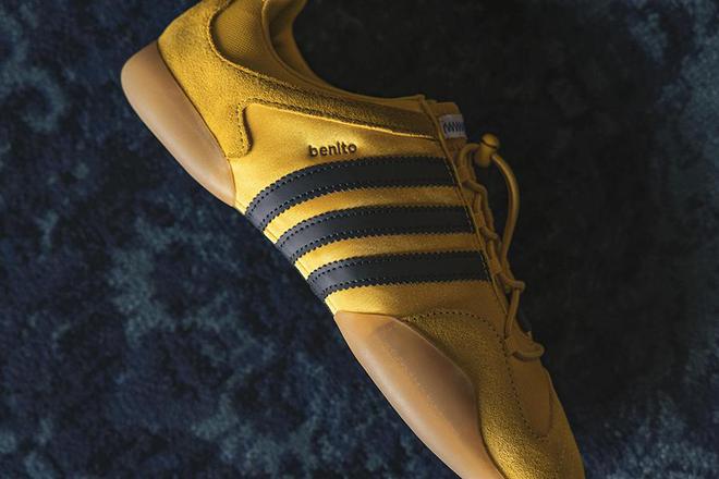 adidas芭蕾风运动鞋的热度继续走高AG旗舰厅ios每周鞋报：从 LV 到(图2)